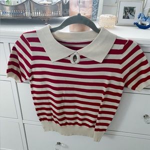 NWOT J.ING Cropped Tan & Red Collared Sweater